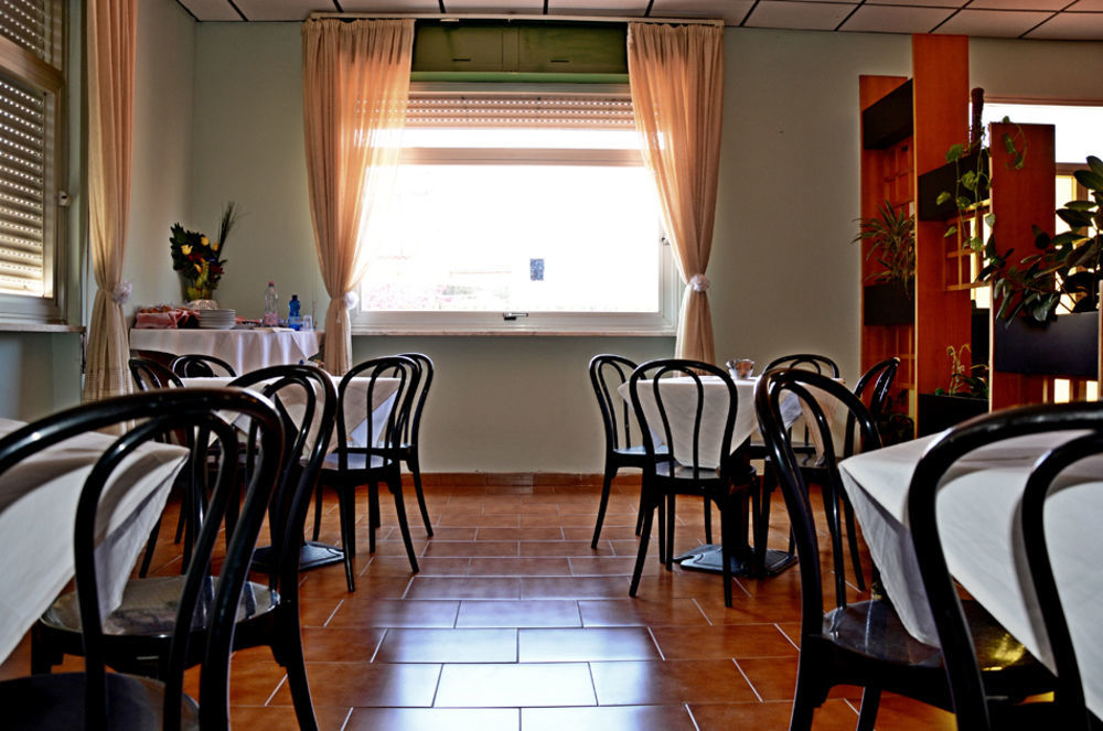 San Sperate Hotel Sagittario מראה חיצוני תמונה