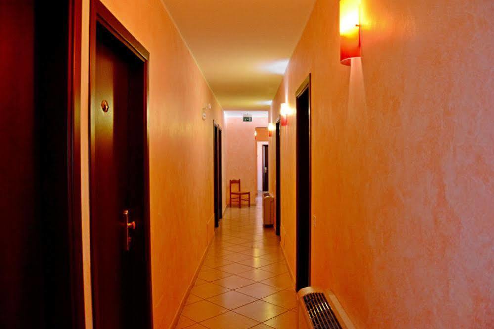 San Sperate Hotel Sagittario מראה חיצוני תמונה